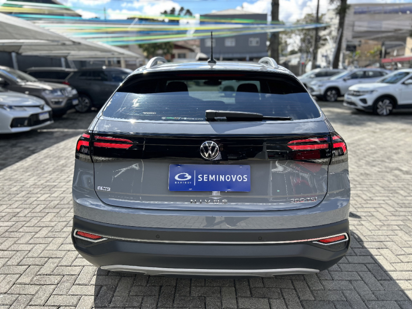 volkswagen nivus 1.0 200 tsi total flex highline automatico 4p 20245