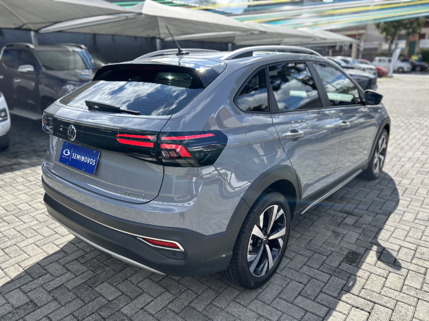 volkswagen nivus 1.0 200 tsi total flex highline automatico 4p 20246