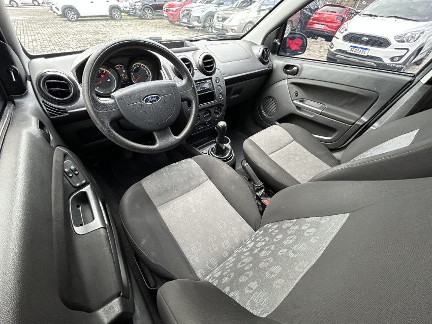 ford fiesta 1.6 mpi hatch 8v flex 4p manual 20129