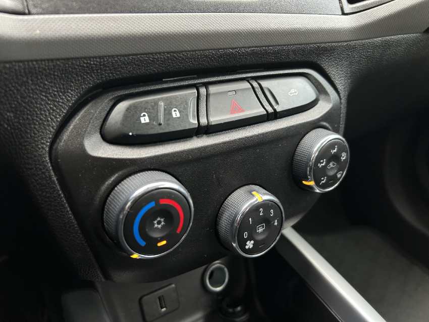 chevrolet onix 1.0 mpfi lt 8v flex 4p manual 201914