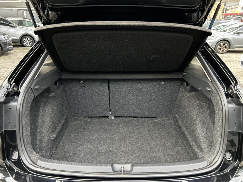volkswagen nivus 1.0 200 tsi total flex comfortline automatico 4p 20238