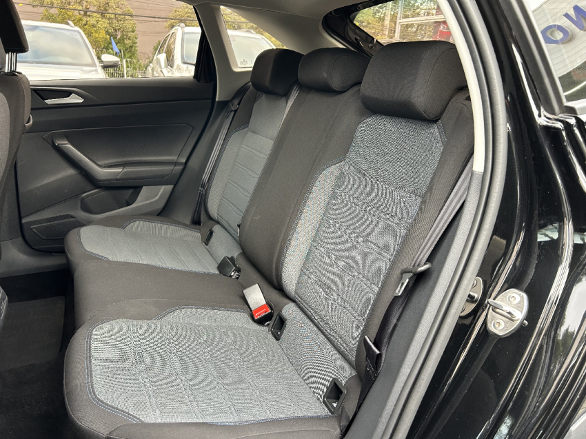 volkswagen nivus 1.0 200 tsi total flex comfortline automatico 4p 202317