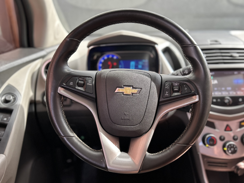 chevrolet tracker 1.8 mpfi ltz 4x2 16v flex 4p automatico semiautomatico 201513