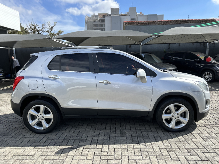 chevrolet tracker 1.8 mpfi ltz 4x2 16v flex 4p automatico semiautomatico 20157