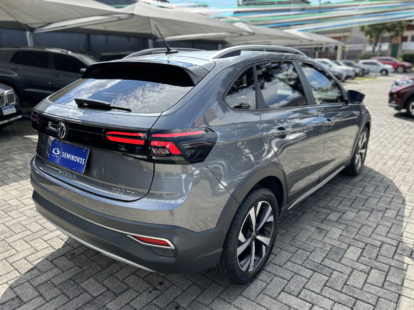 volkswagen nivus 1.0 200 tsi total flex highline automatico 4p 20236