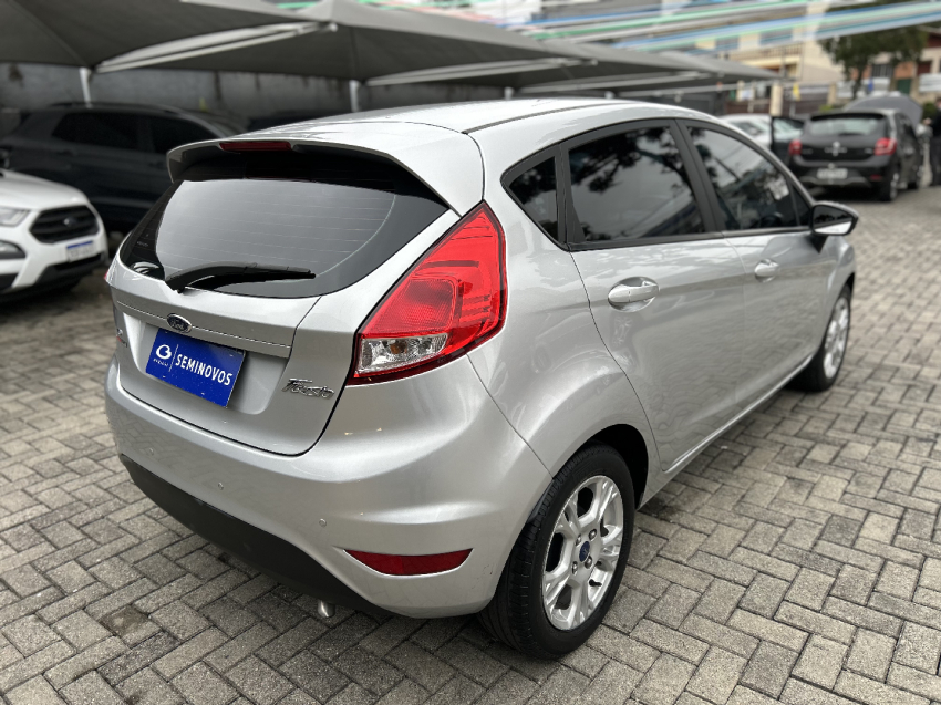 ford fiesta 1.6 se hatch 16v flex 4p powershift automatico 20146