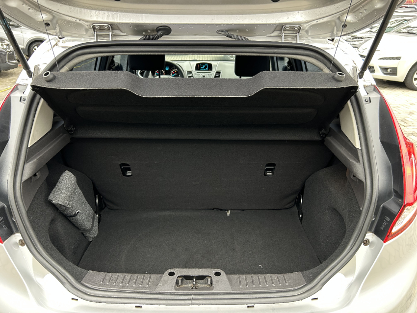 ford fiesta 1.6 se hatch 16v flex 4p powershift automatico 20148
