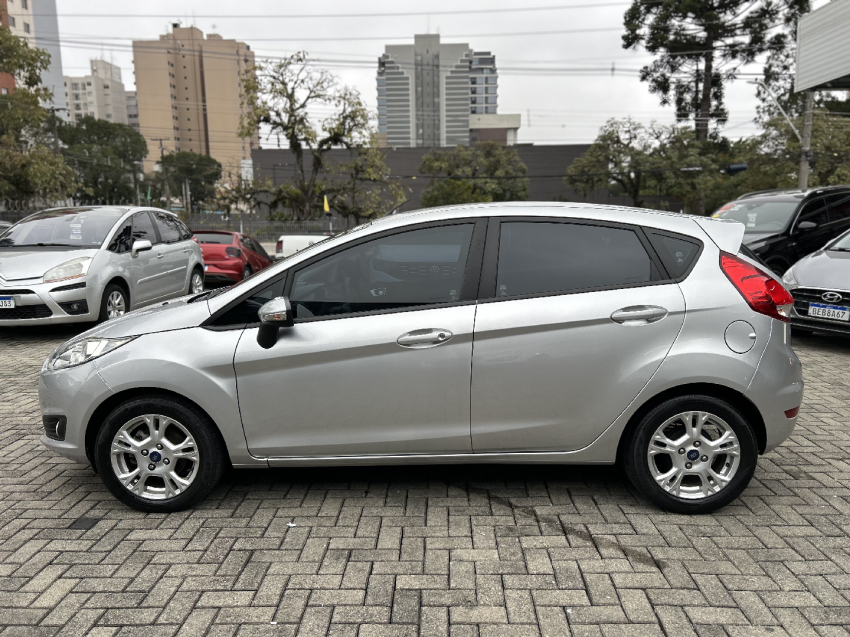 ford fiesta 1.6 se hatch 16v flex 4p powershift automatico 20143