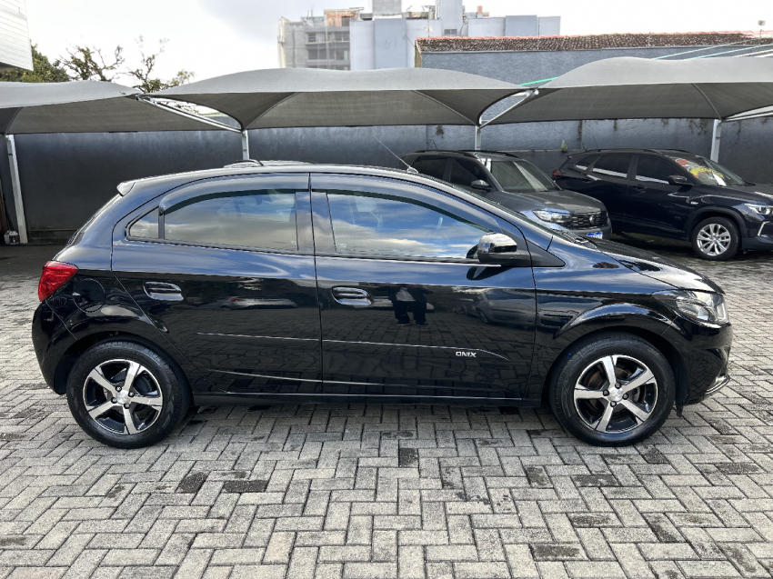 chevrolet onix 1.4 mpfi ltz 8v flex 4p automatico 20197
