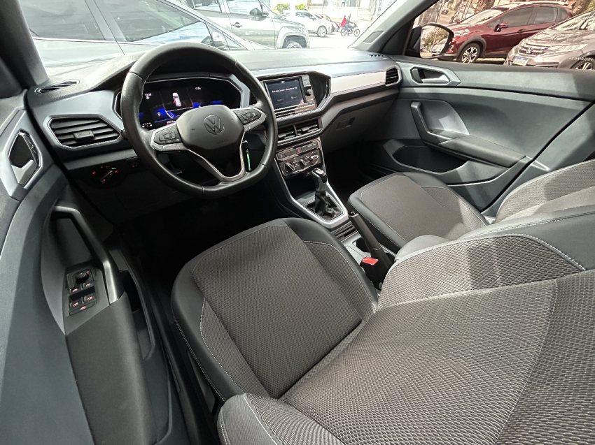 volkswagen t-cross 1.0 200 tsi total flex automatico 4p semiautomatico 20239