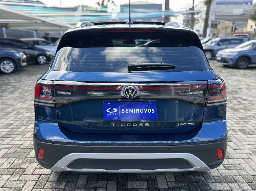 volkswagen t-cross 1.4 250 tsi total flex highline automatico 4p semiautomatico 20255