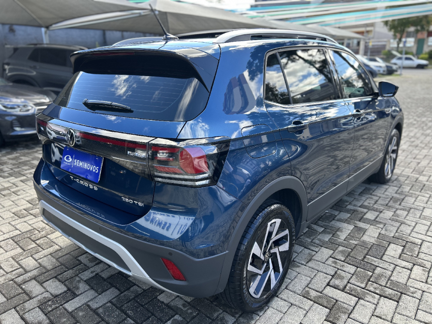 volkswagen t-cross 1.4 250 tsi total flex highline automatico 4p semiautomatico 20256