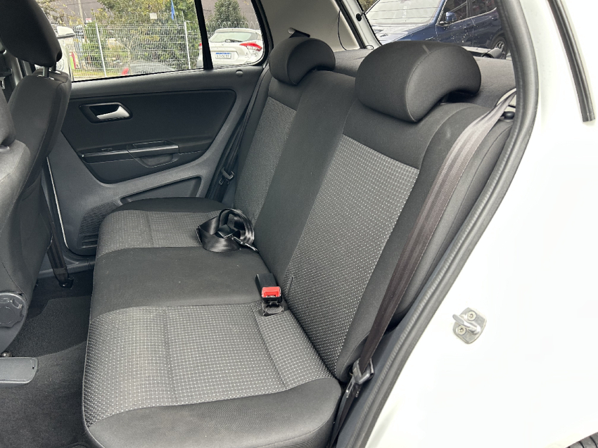 volkswagen fox 1.6 msi total flex connect 4p manual 201816