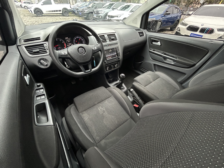 volkswagen fox 1.6 msi total flex connect 4p manual 20189