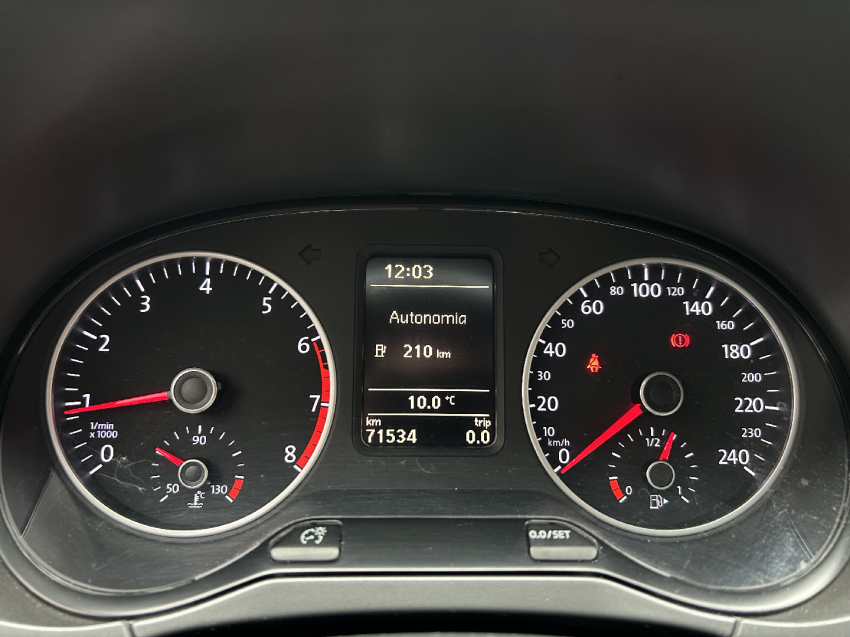 volkswagen fox 1.6 msi total flex connect 4p manual 201812