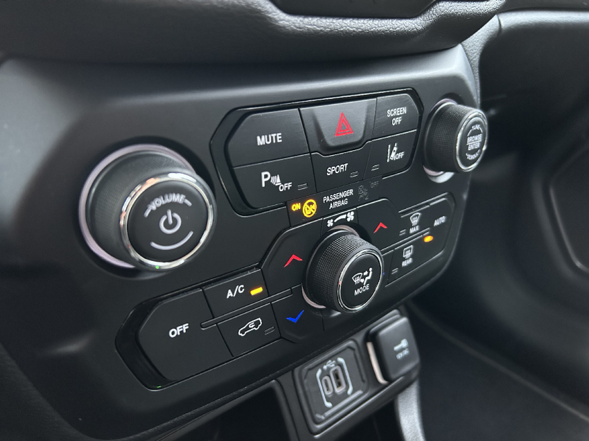 jeep renegade 1.3 t270 turbo flex longitude at6 4p automatico 202214