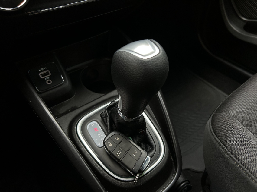 fiat cronos 1.3 flex drive s-design automatico 4p 202415