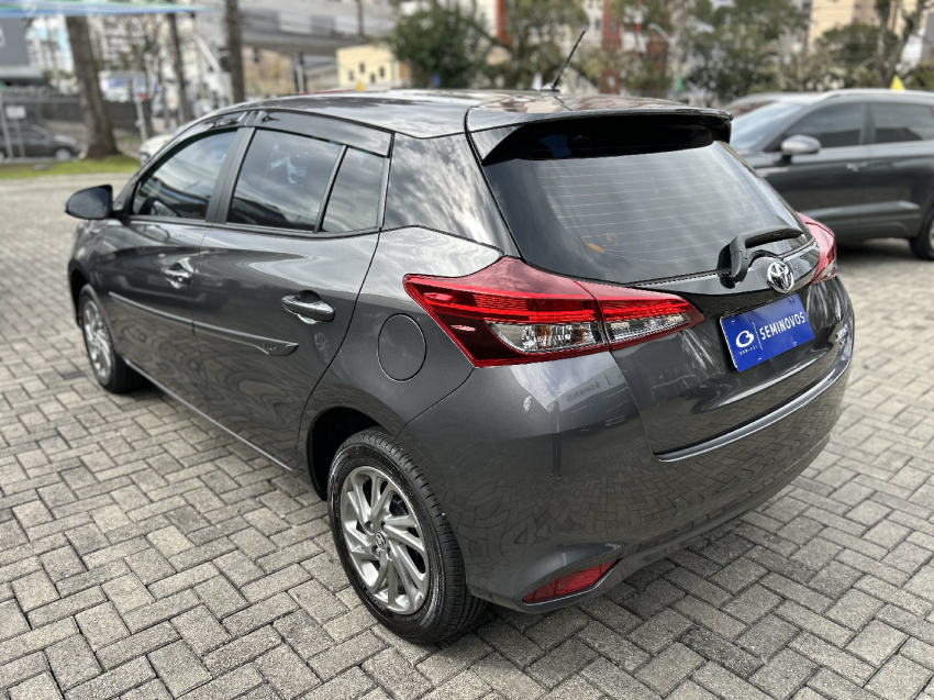 toyota yaris 1.5 16v flex xl multidrive 4p automatico 20254