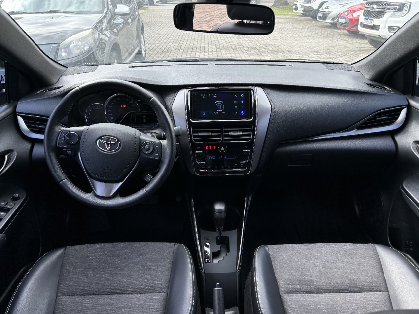 toyota yaris 1.5 16v flex xl multidrive 4p automatico 202510