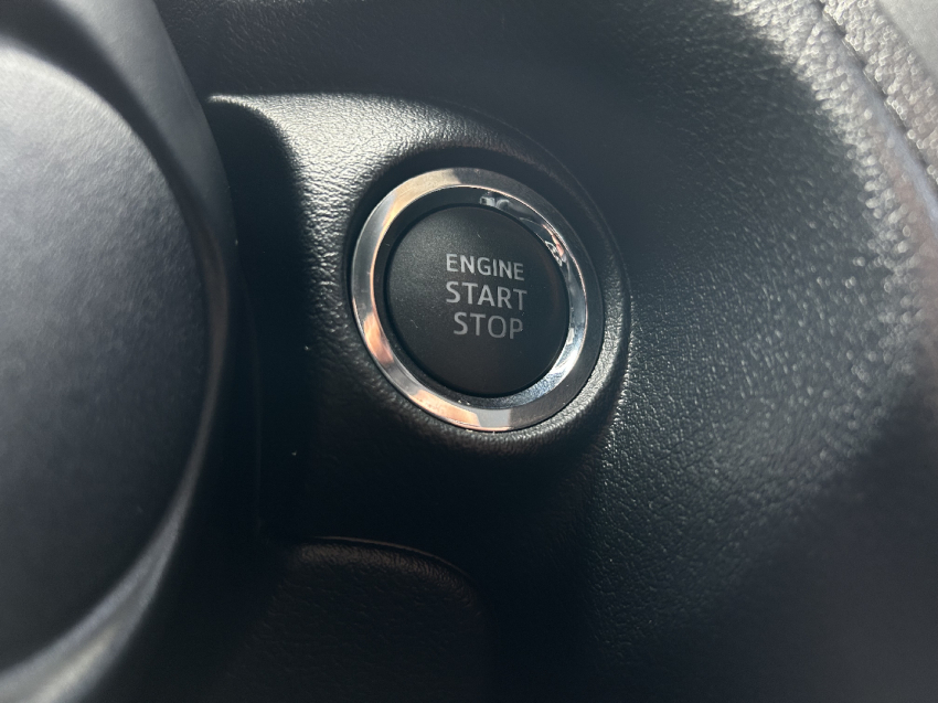 toyota yaris 1.5 16v flex xl multidrive 4p automatico 202516