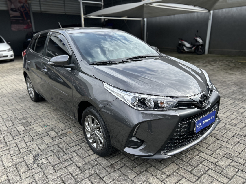 toyota yaris 1.5 16v flex xl multidrive 4p automatico 20252
