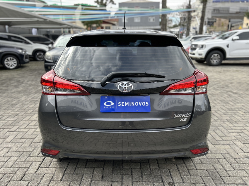 toyota yaris 1.5 16v flex xl multidrive 4p automatico 20255