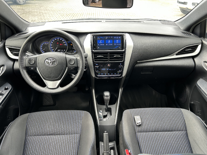toyota yaris 1.5 16v flex xl plus connect multidrive 4p automatico 202110