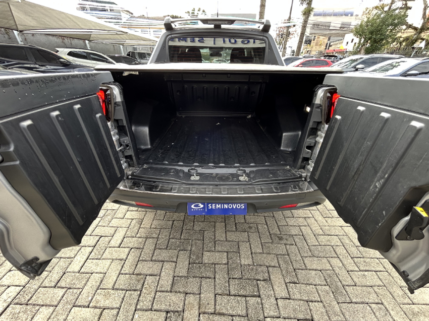 fiat toro 1.3 turbo 270 flex freedom at6 4p automatico 20258