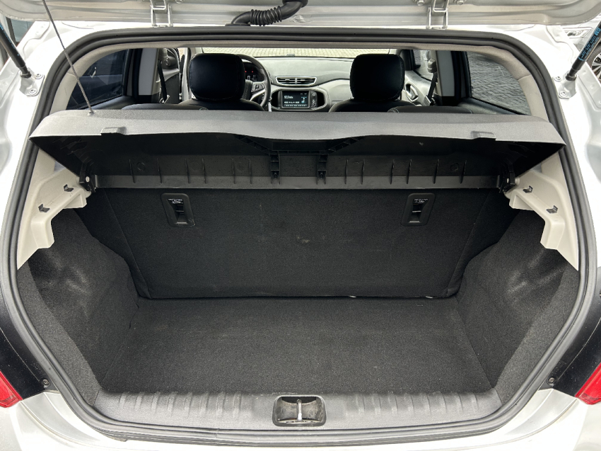 chevrolet onix 1.0 mpfi lt 8v flex 4p manual 1.4 20198