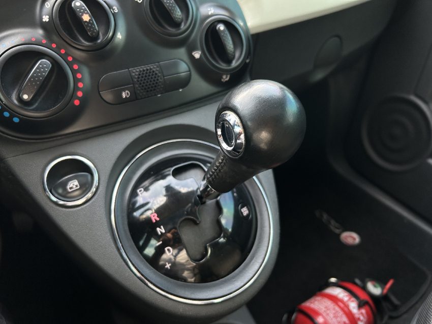 fiat 500 1.4 lounge air 16v gasolina 2p automatico 201216