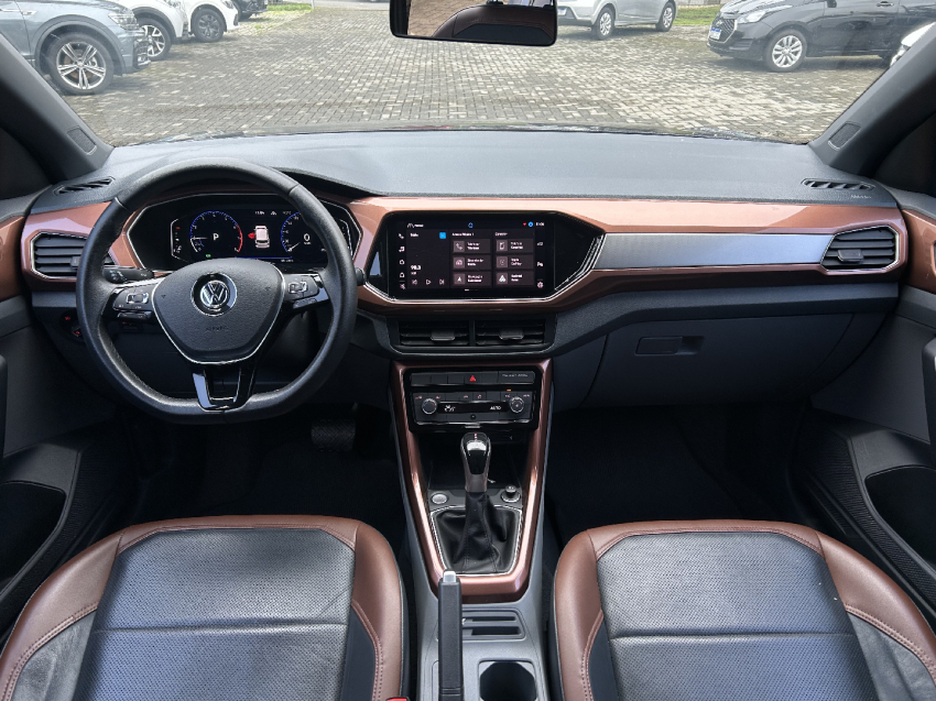 volkswagen t-cross 1.0 200 tsi total flex comfortline automatico 4p 202110