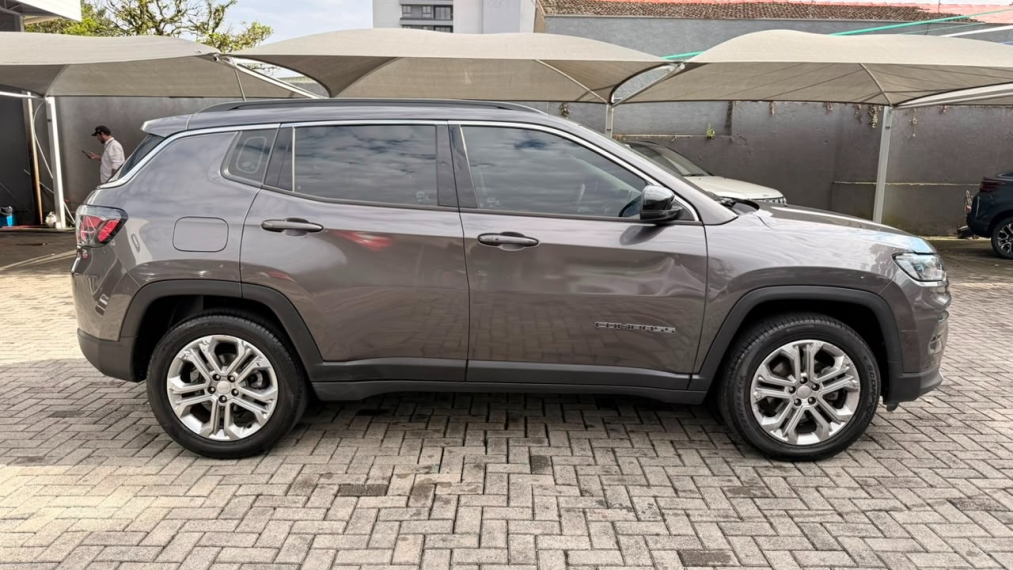 jeep compass 1.3 t270 turbo flex longitude at6 4p automatico 20227