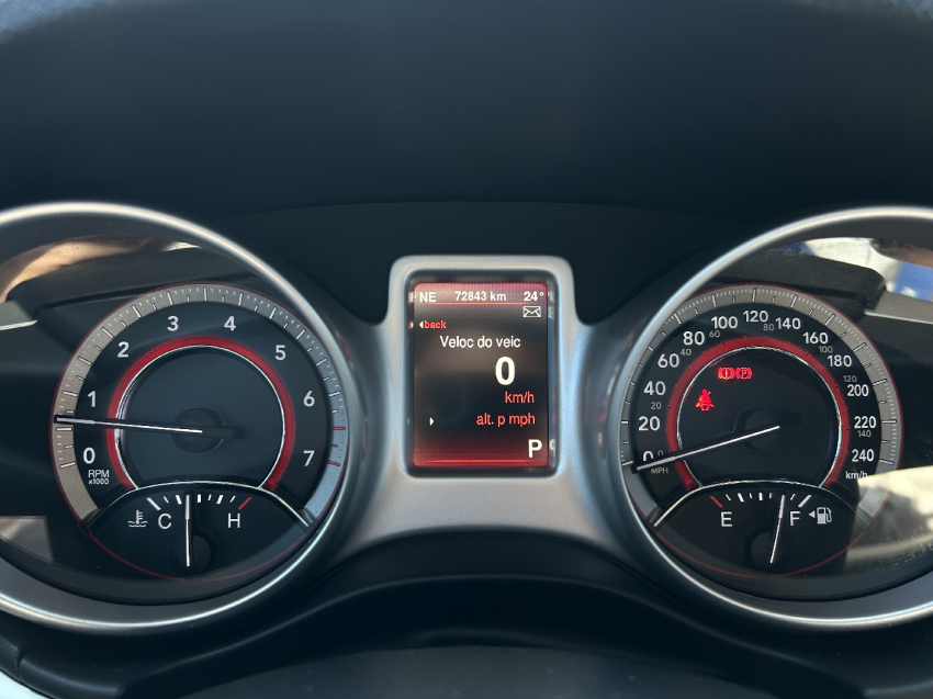 fiat freemont 2.4 precision 16v gasolina 4p automatico 201415