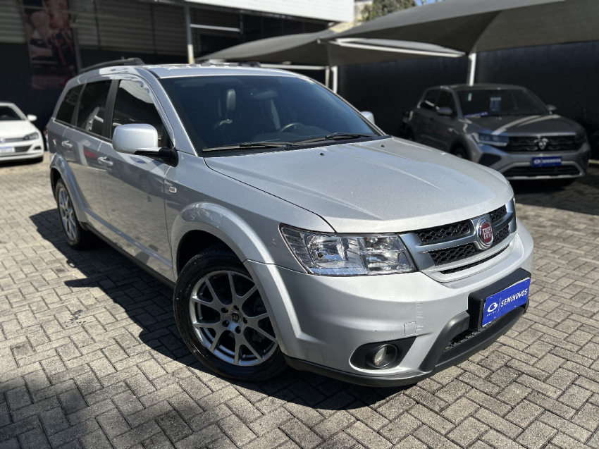 fiat freemont 2.4 precision 16v gasolina 4p automatico 20142