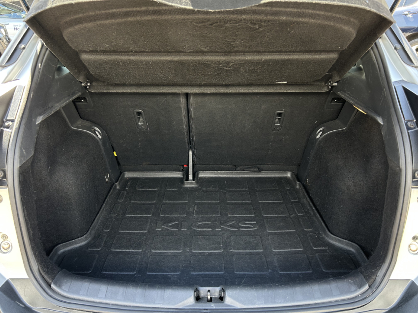 nissan kicks 1.6 16v flexstart sl 4p xtronic flex automatico 20187
