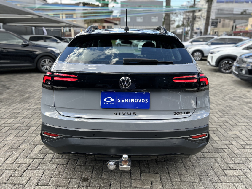 volkswagen nivus 1.0 200 tsi total flex highline automatico 4p 20235