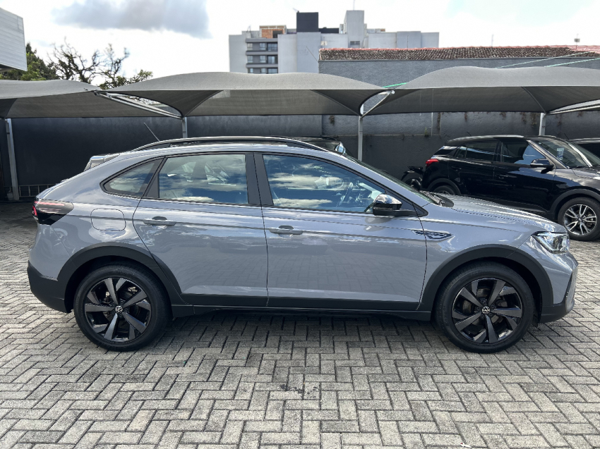 volkswagen nivus 1.0 200 tsi total flex highline automatico 4p 20237