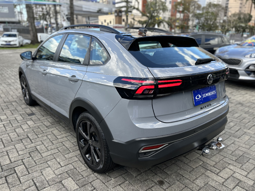 volkswagen nivus 1.0 200 tsi total flex highline automatico 4p 20234