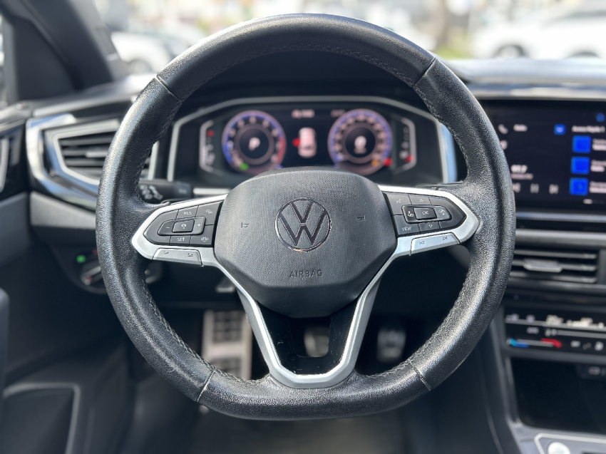 volkswagen nivus 1.0 200 tsi total flex highline automatico 4p 202311
