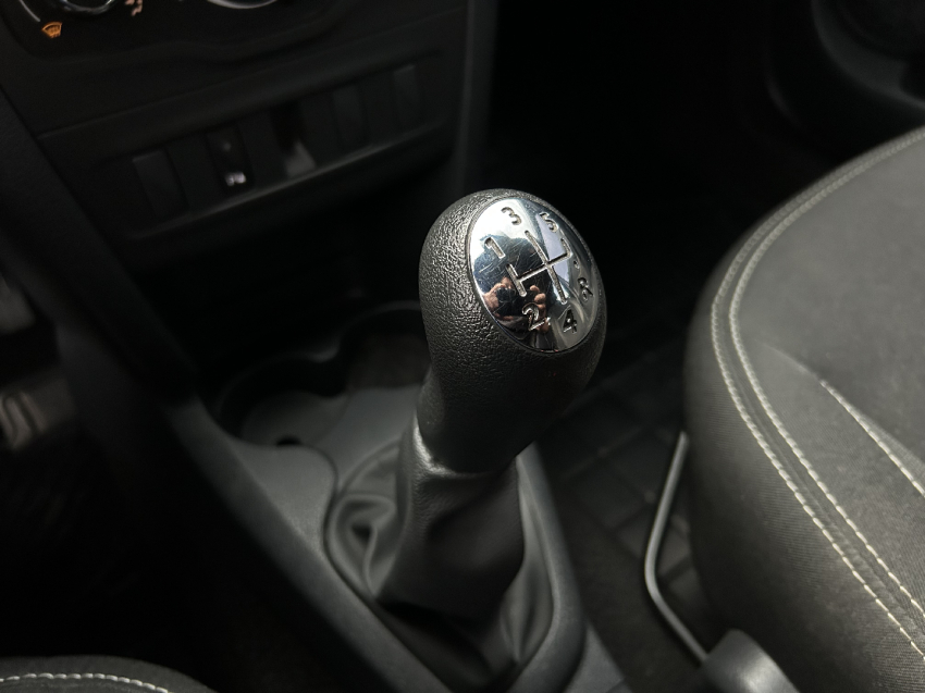 renault sandero 1.0 12v sce flex zen manual 4p 202215