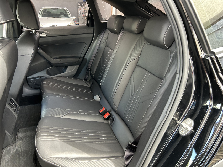 volkswagen nivus 1.0 200 tsi total flex highline automatico 4p 202517