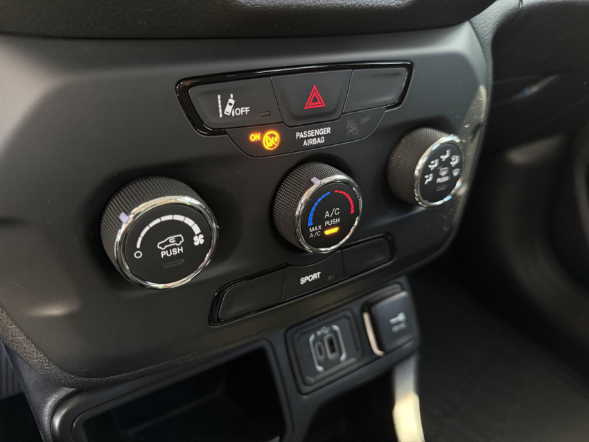 jeep renegade 1.3 t270 turbo flex sport at6 4p automatico 202214