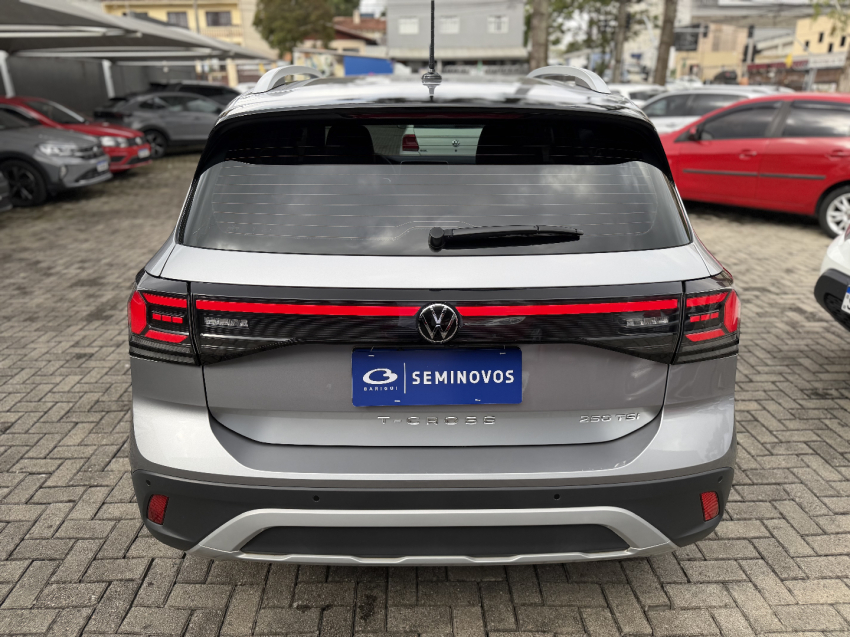 volkswagen t-cross 1.4 250 tsi total flex highline automatico 4p semiautomatico 20255