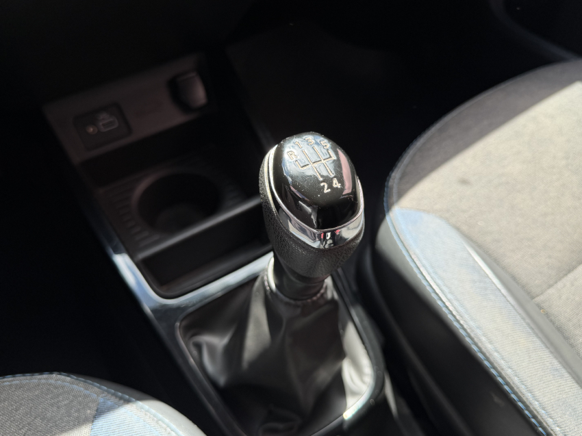 renault kwid 1.0 12v sce flex intense manual 4p 202315