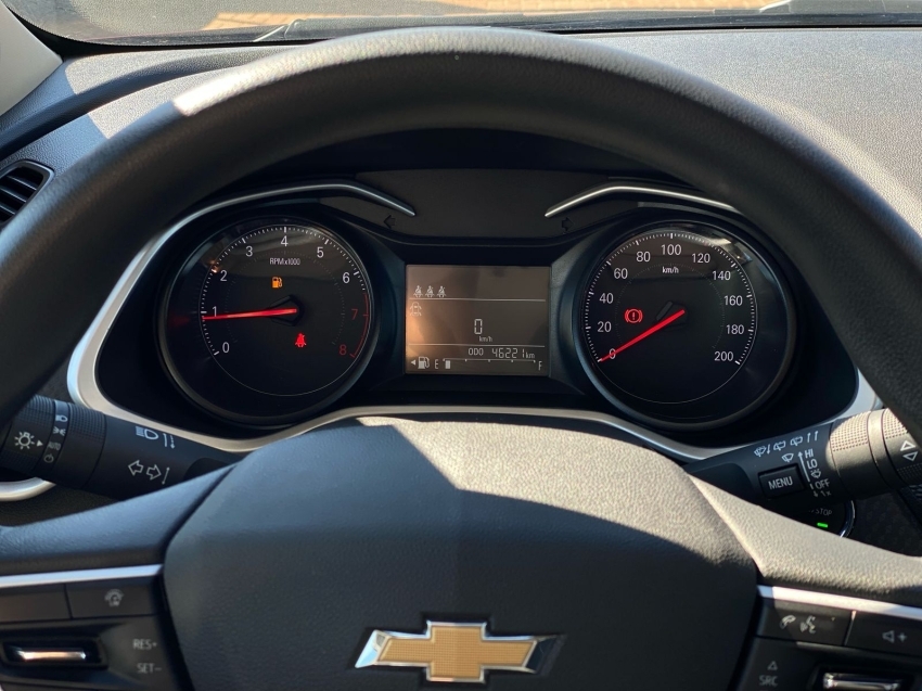 chevrolet onix 1.0 flex manual 2024