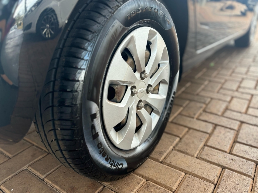 chevrolet onix 1.0 flex manual 2020