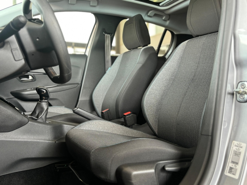 peugeot 208 1.6 16v flex active at6 1.0 4p manual 2023