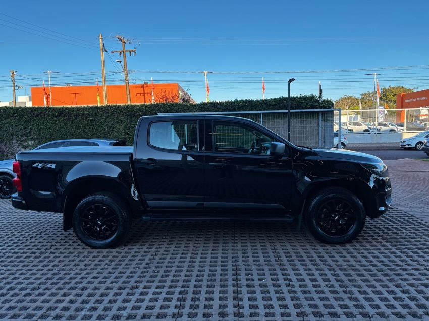 chevrolet s10 2.8 16v turbo diesel ls cd 4x4 manual 4p 2021