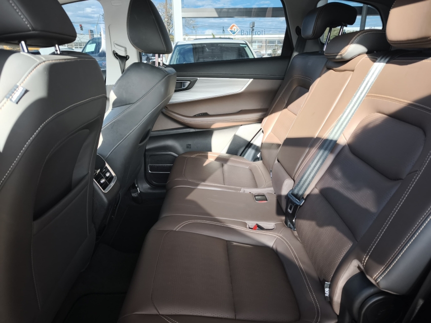 caoa chery tiggo 8 1.6 tgdi gasolina founder's edition dct 4p automatico 2023