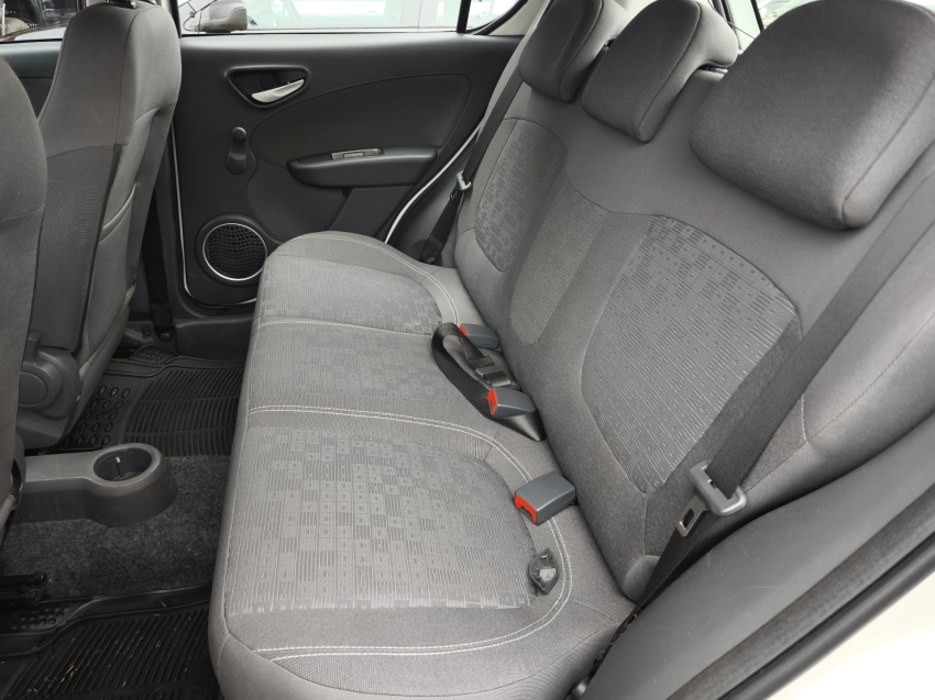 fiat palio 1.0 mpi attractive 8v flex 4p manual 2017